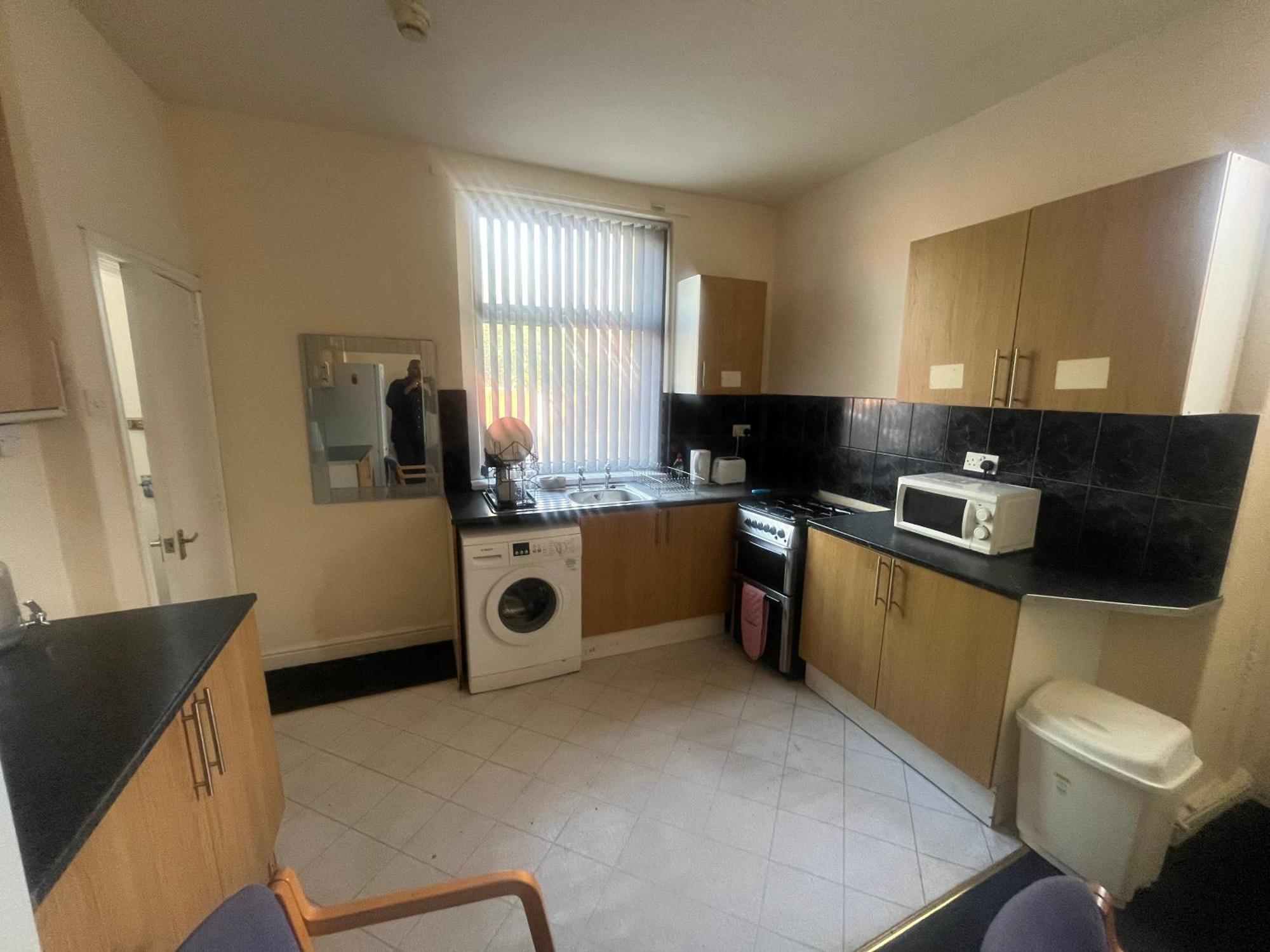 Simple Inn Wakefield Bagian luar foto